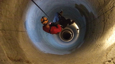 DANS LES GROTTES DE CRISTAL PERDUES !